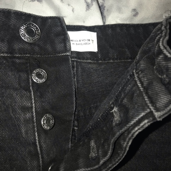 🔥BOGO under $20🔥 Zara black high waisted jean shorts - Picture 5 of 5